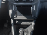 Volkswagen Caddy Rolstoelauto van Freedom Auto Aanpassingen dashboard closeup